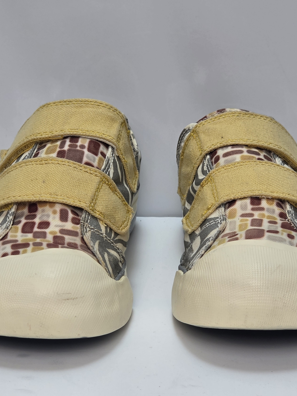 Keen Sula Multi-Print Canvas Sneaker, Great Condition, Size 7 - Picture 3 of 6
